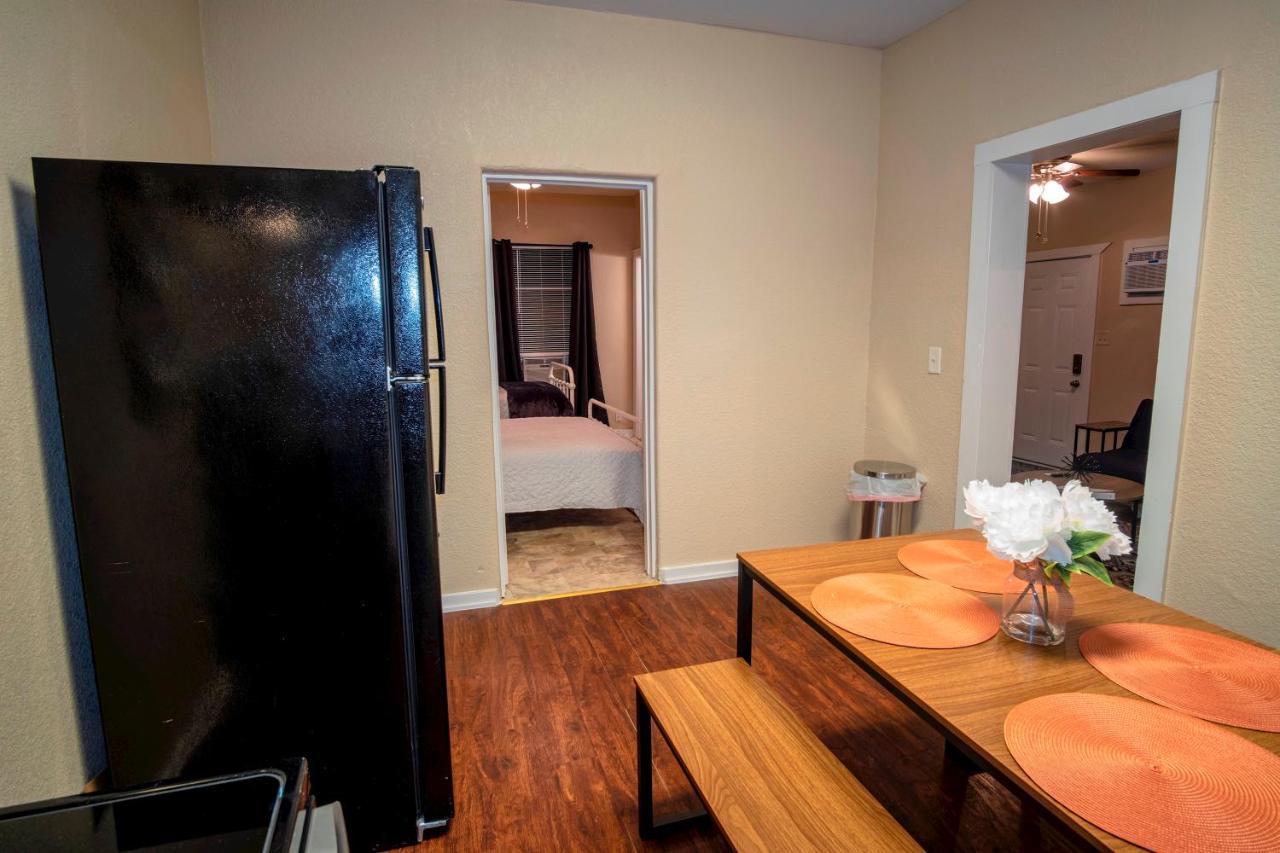 Cozy Downtown Guest House 2Br/1Ba Sleeps 8 San Antonio Exteriér fotografie